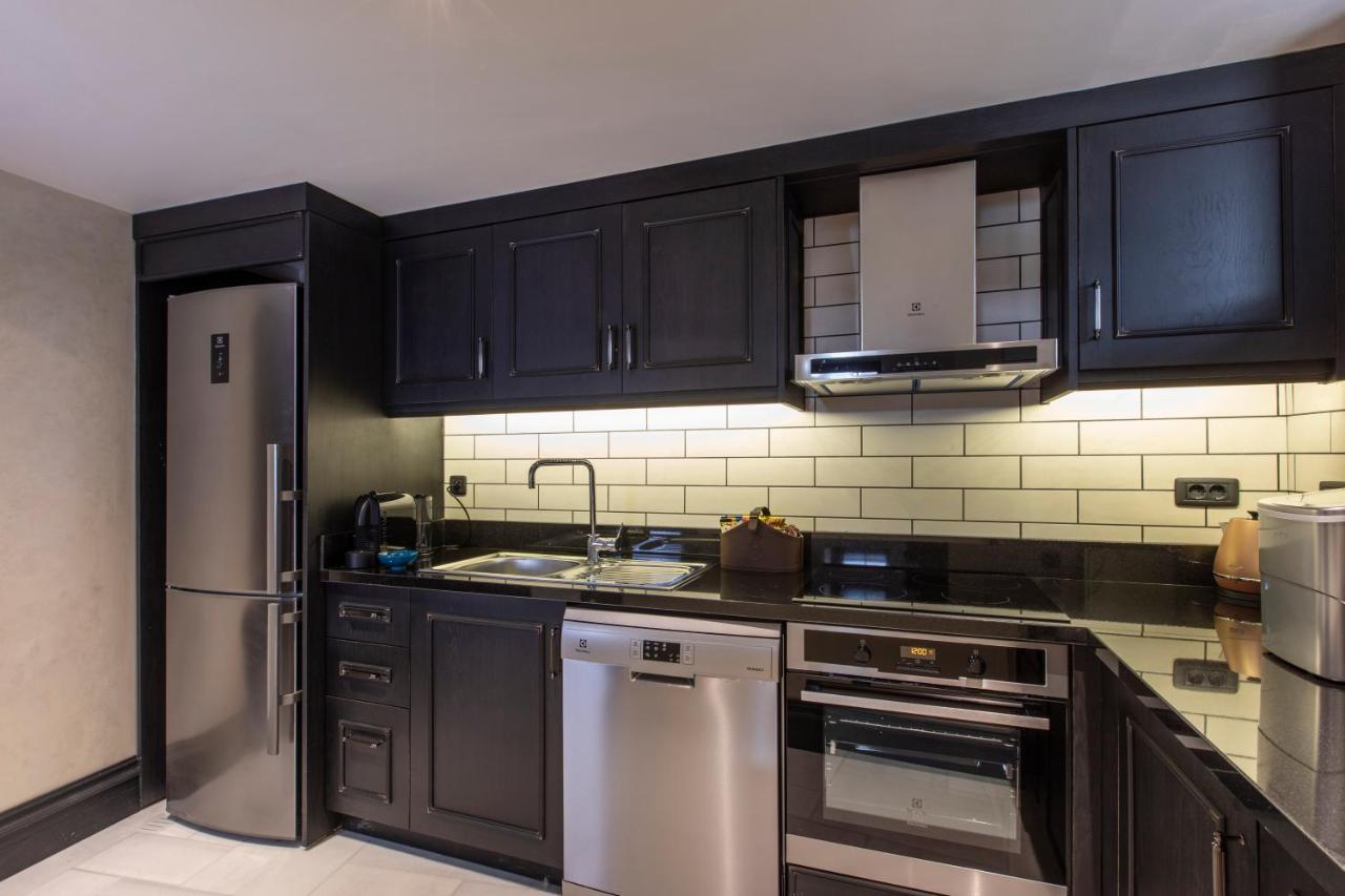 Ajwa Sultanahmet - Preferred Hotels Lvx Collection Истанбул Екстериор снимка A kitchen in a student flat at the University of Sheffield